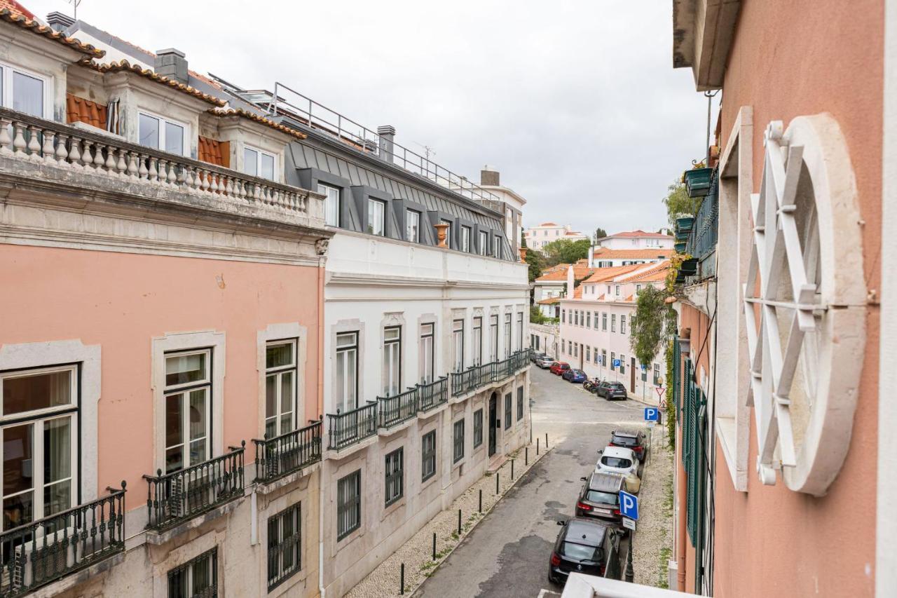 Lapa 3Bdr Duplex W/ Balcony By Lovelystay Lisboa المظهر الخارجي الصورة